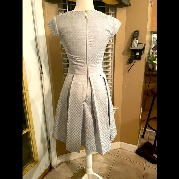 TED BAKER DENAI SILVER/BLUE JACQUARD FIT AND FLARE DRESS US SIZE 4 - Picture 5 of 12